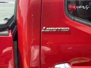2017 TOYOYA TACOMA LIMITED